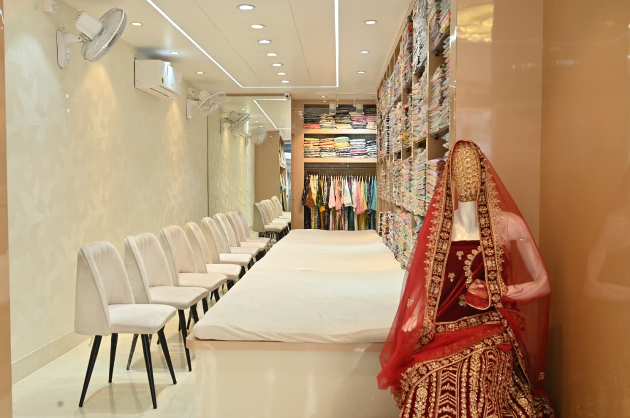 Gallery Photo 6